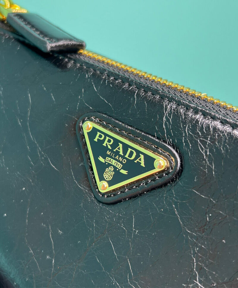 Prada Re-Edition 2002 Small Leather Shoulder Bag 1BC201 Black